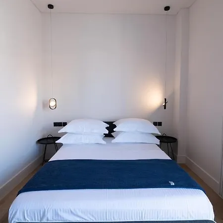 City's Best-kept Secret, Eclectic & Luxe Getaway Apartment *